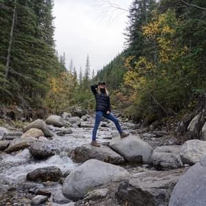 Meet your Posher, Dana